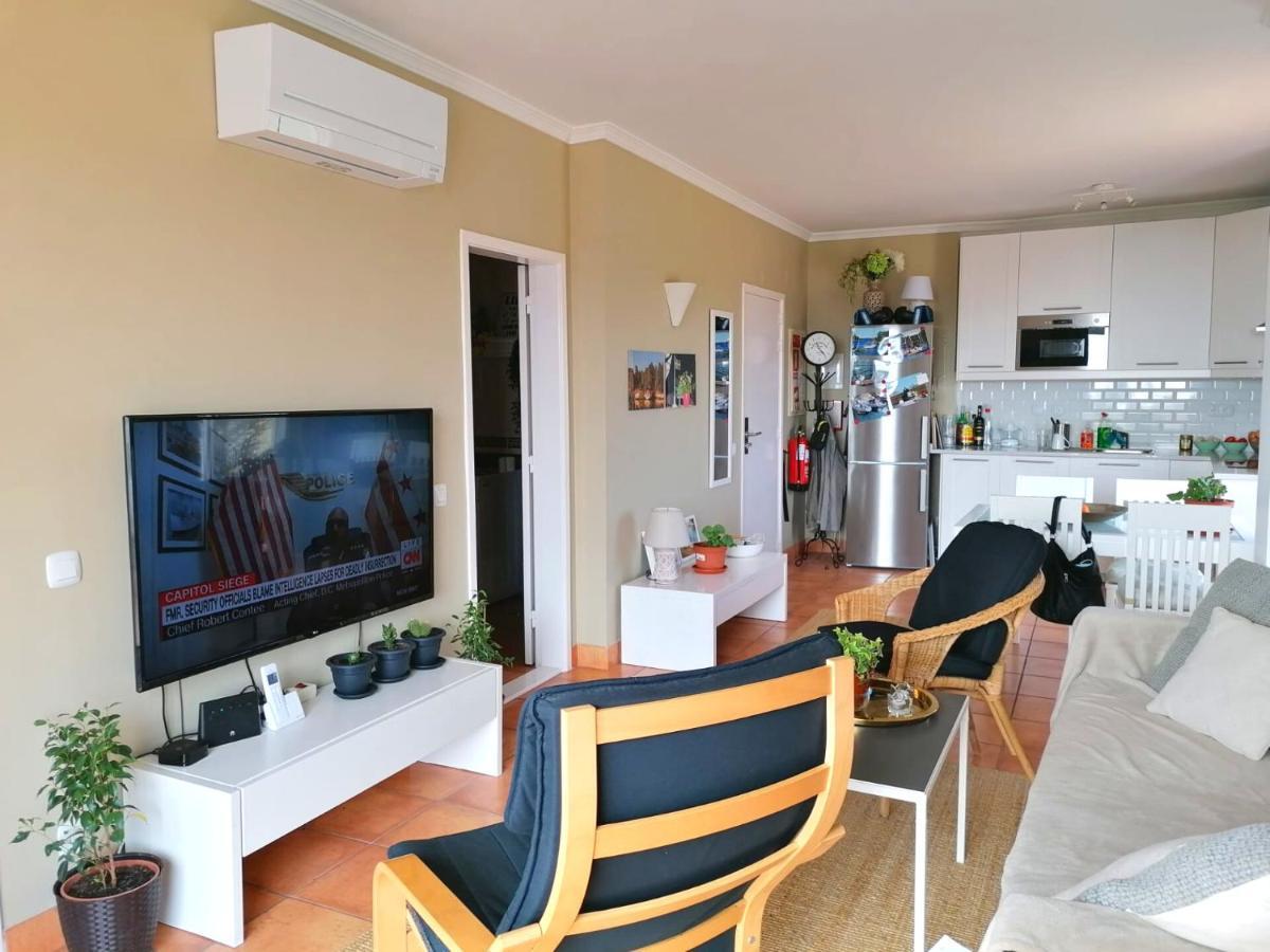 Sweden Apartment - Top Floor One Bedroom With Sea Views - Rs Lagos Esterno foto